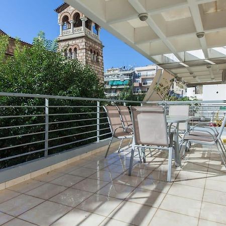 Scenic Balcony Apt In Vibrant Petralona Афіни Екстер'єр фото